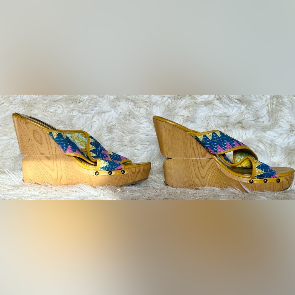 Fahrenheit Vintage Platform Wedge Sandals Size 10 Tribal